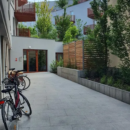 Apartment Good Time Dabrowskiego 58 *